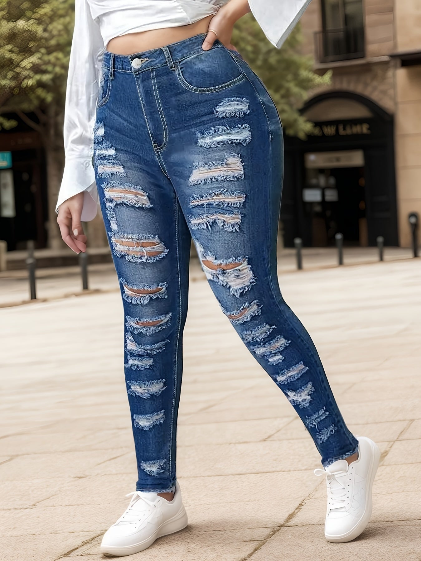 2025 New Women's Fashionable Casual Jeans, Tight Fitting Ripped Jeans, High Waisted Jeans